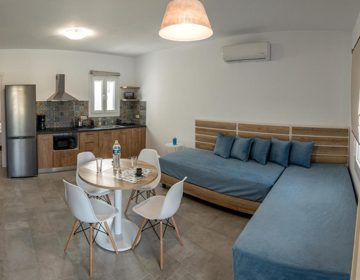 Nissea * Naxos City